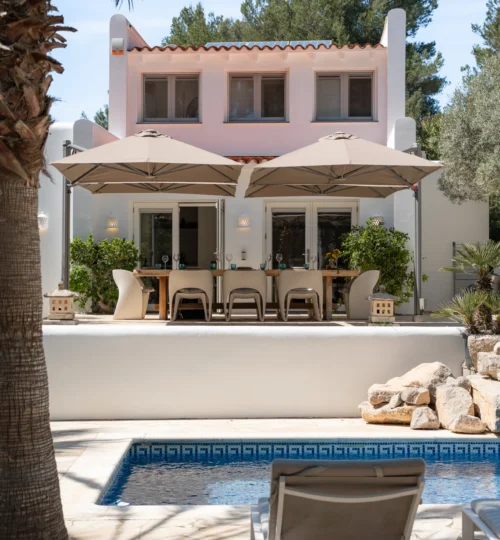 Private resort between Es Cubells & Porroig