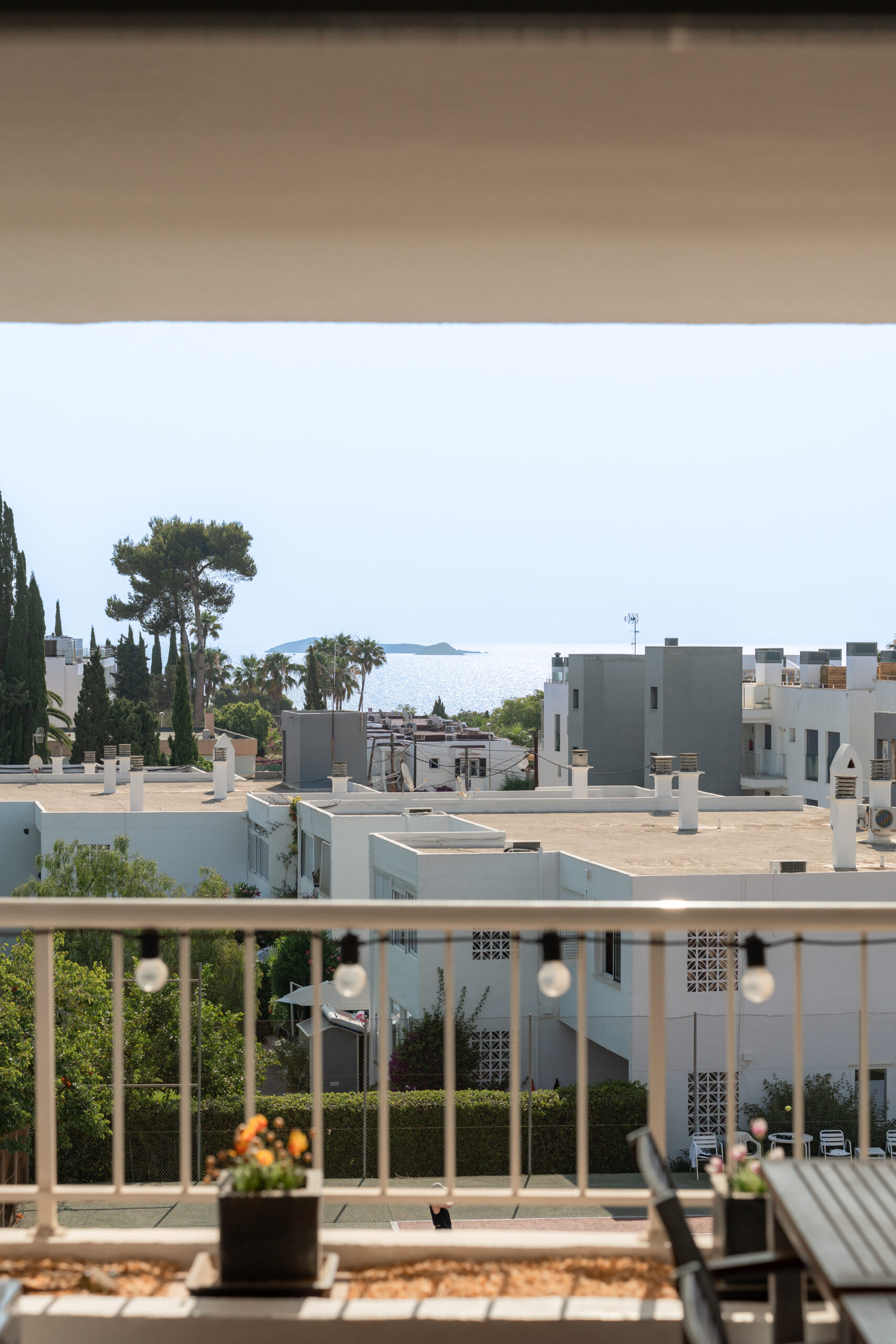 Beautiful 2 bedroom apartment with sea view in Siesta