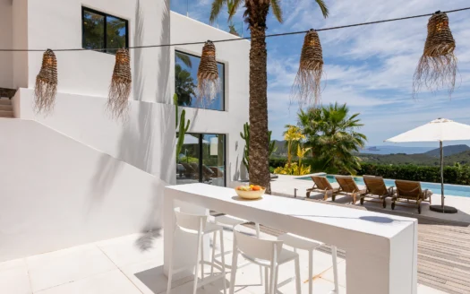 6 slaapkamer villa met zeezicht te koop in Es Cubells, Ibiza