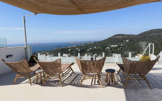 Apartamento encantador com 120 m² de terraços e vista para o mar – Cala Vadella, Ibiza