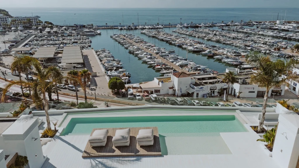 New build apartments with sea views in Santa Eulalia, Ibiza